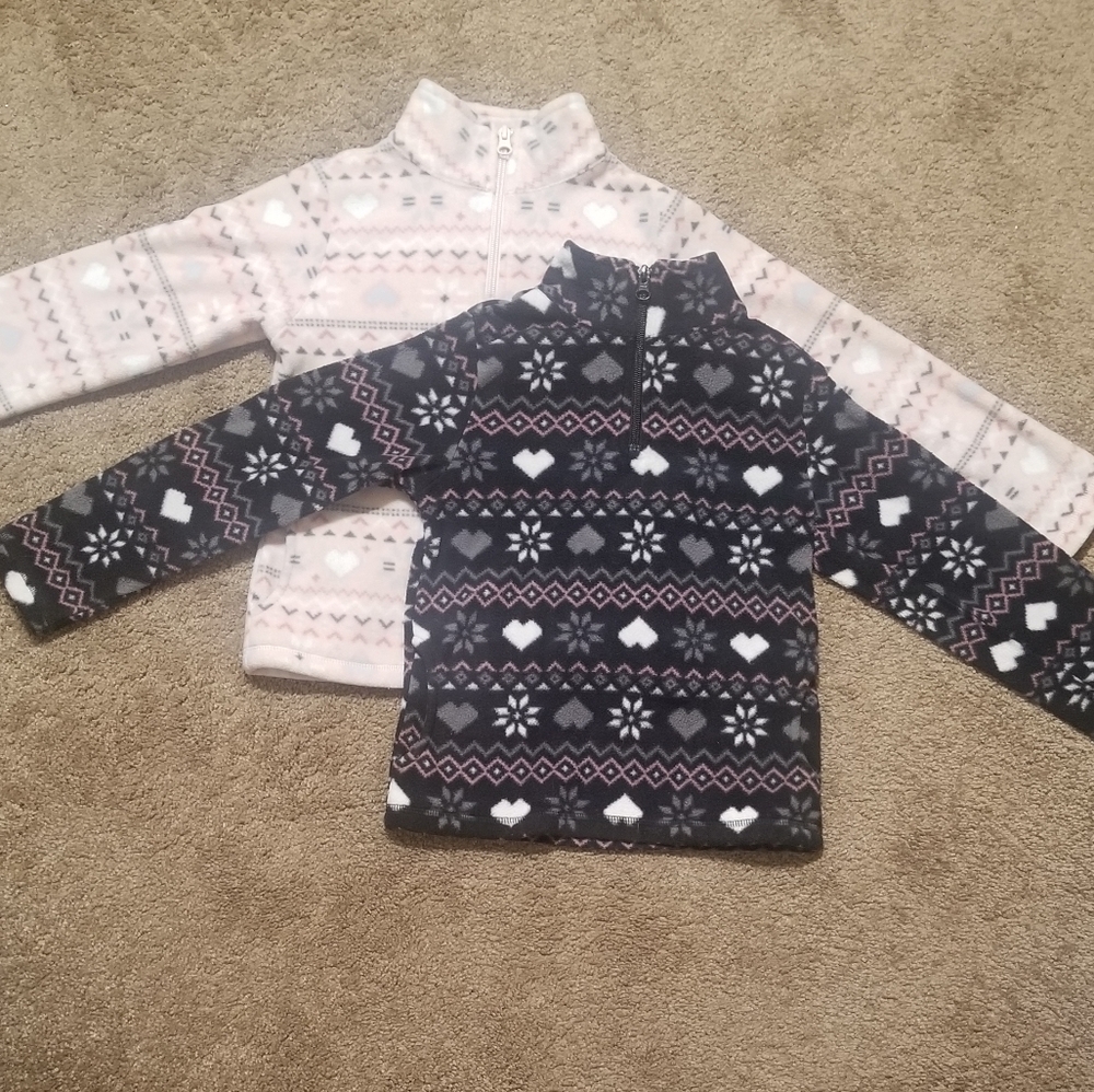 Girl's Children's Place Fleece Tops Size 5/6